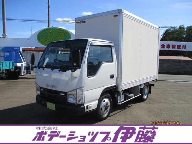 2012 Isuzu Elf