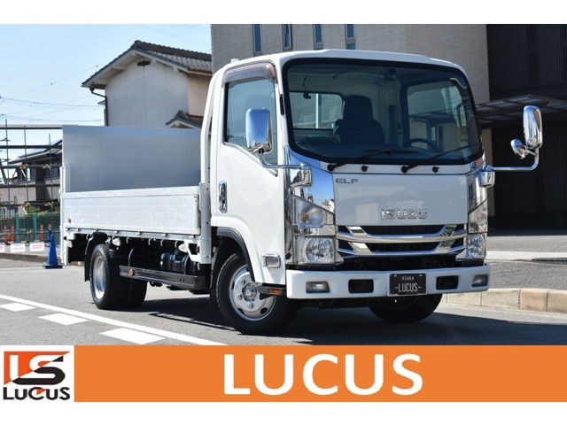 Isuzu Elf 1