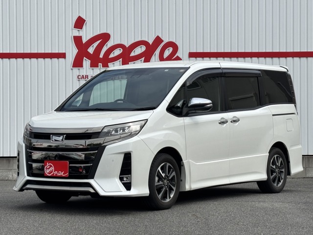 Toyota Noah 1