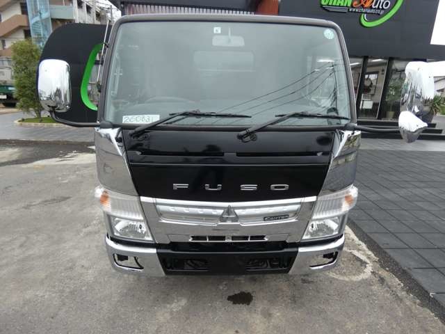 Mitsubishi Fuso Canter 2