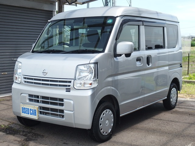 Nissan NV100 Clipper 1