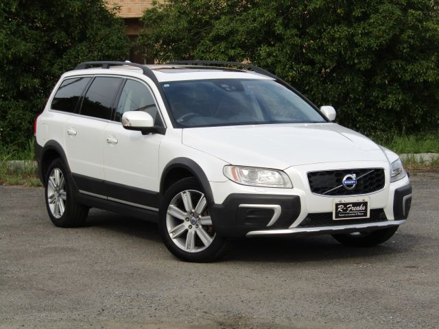Volvo XC70 1