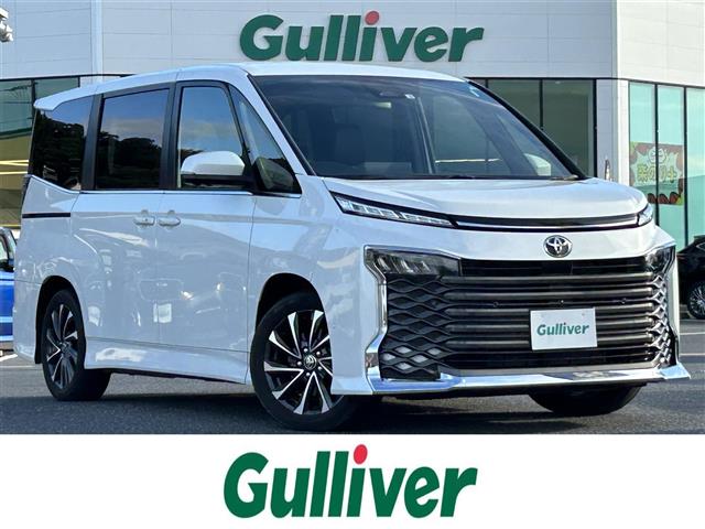 Toyota Voxy 1