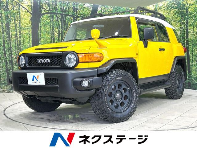 Toyota FJ Cruiser 2