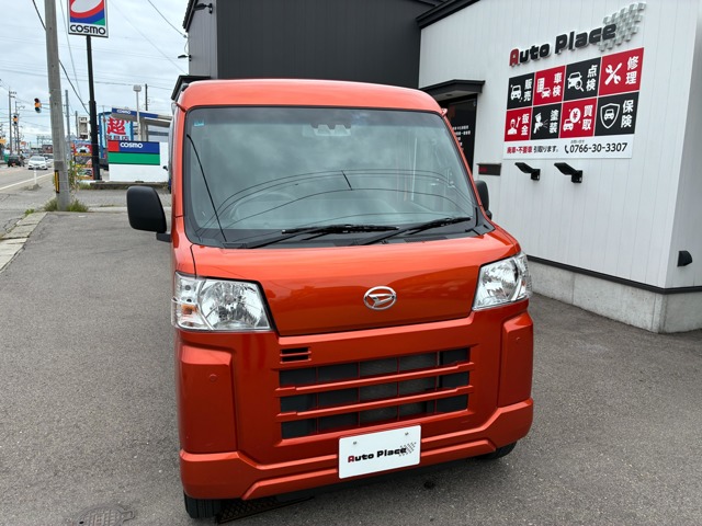 2022 Daihatsu Hijet Cargo