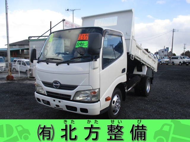 Hino Dutro 1