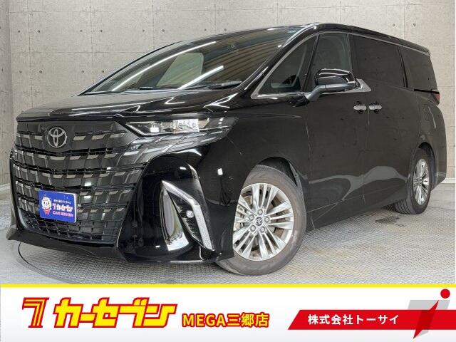 Toyota Alphard 1