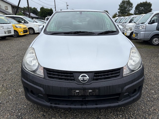 2016 Nissan AD