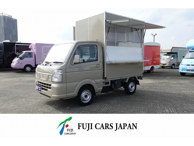 Nissan NT100 Clipper 1