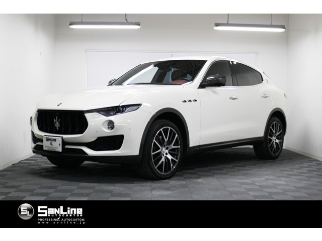 Maserati Levante 1