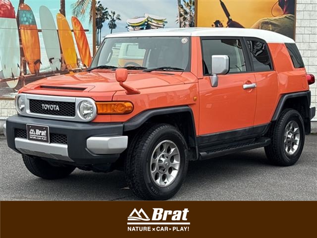 Toyota FJ Cruiser 2