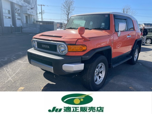 Toyota FJ Cruiser 2