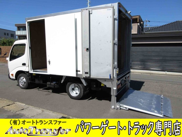 Toyota Dyna 1