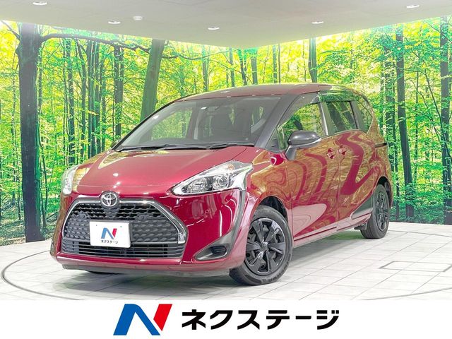 Toyota Sienta 1