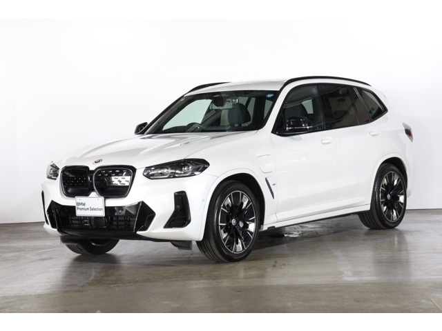 2022 BMW iX3