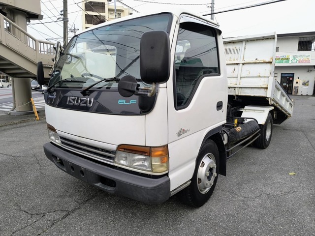 Isuzu Elf 1