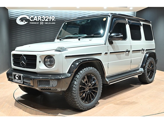 Mercedes-Benz G-Class 1