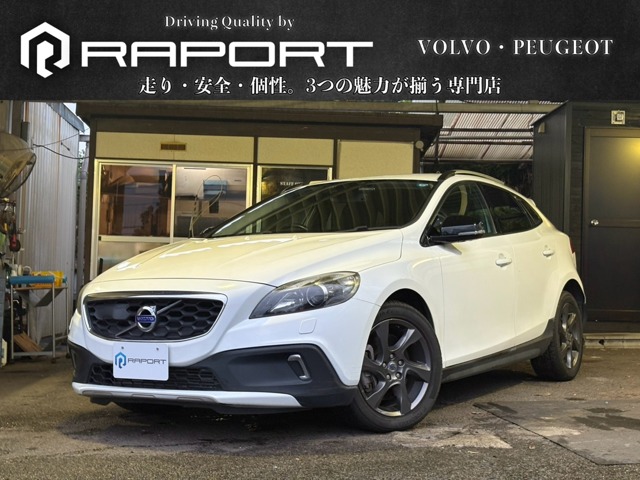 Volvo V40 Cross Country 1