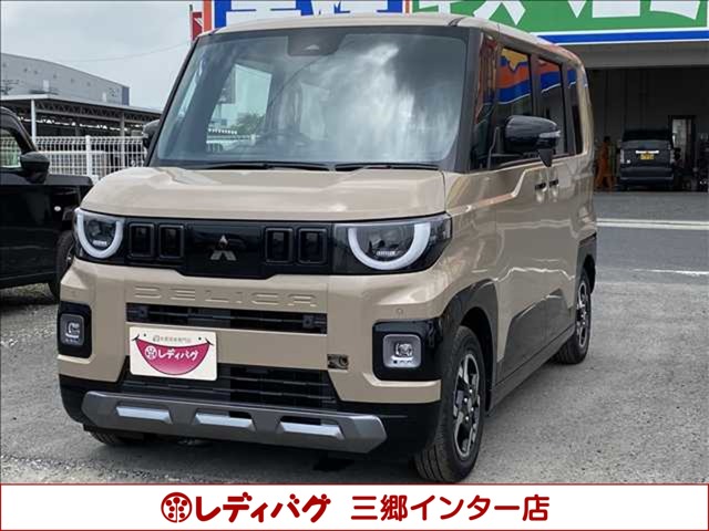 Mitsubishi Delica Mini 1