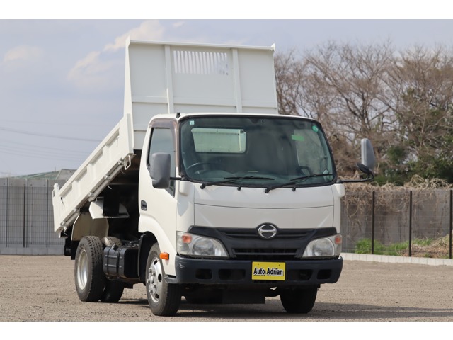 Hino Dutro 1