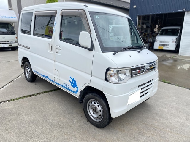 2012 Mitsubishi Minicab MiEV