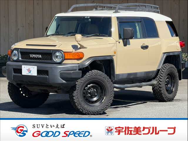 Toyota FJ Cruiser 2