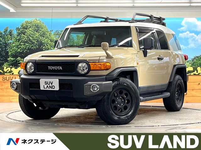 Toyota FJ Cruiser 2