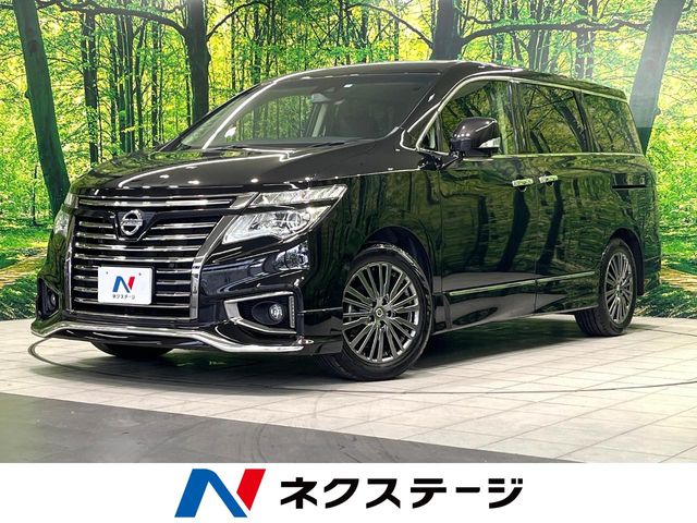 Nissan Elgrand 2