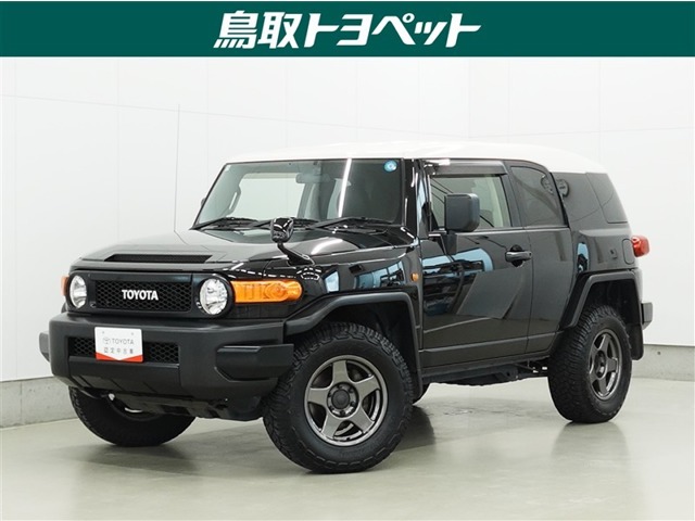Toyota FJ Cruiser 2