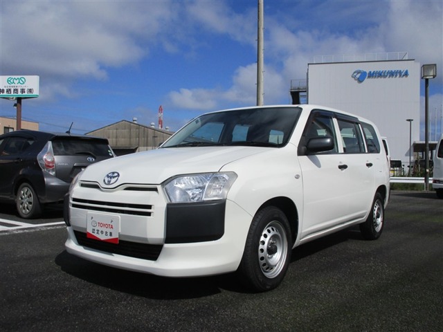 2018 Toyota Probox Van