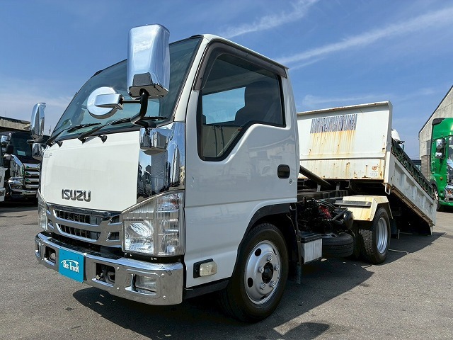 2019 Isuzu Elf