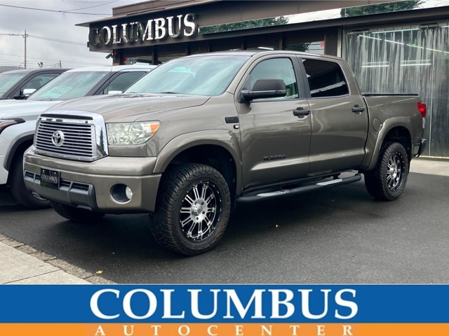 Toyota Tundra 1