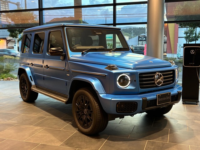 Mercedes-Benz G-Class 1