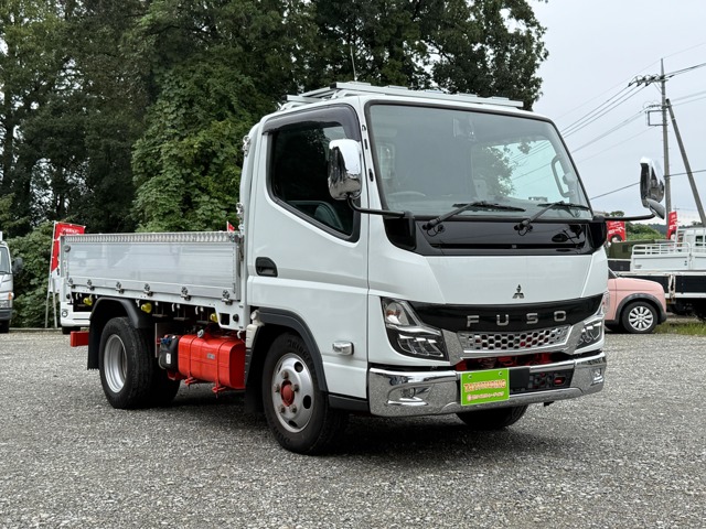 Mitsubishi Fuso Canter 1