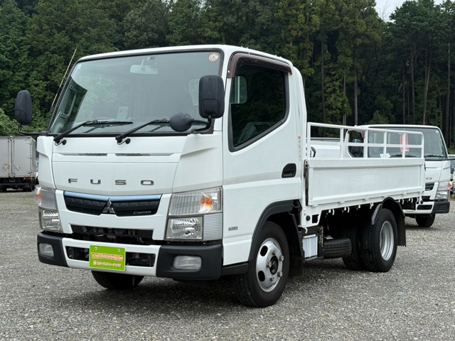 Mitsubishi Fuso Canter 1