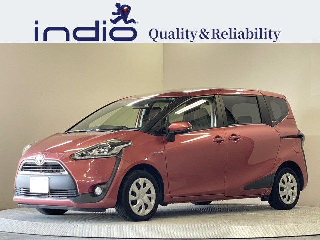 Toyota Sienta 1
