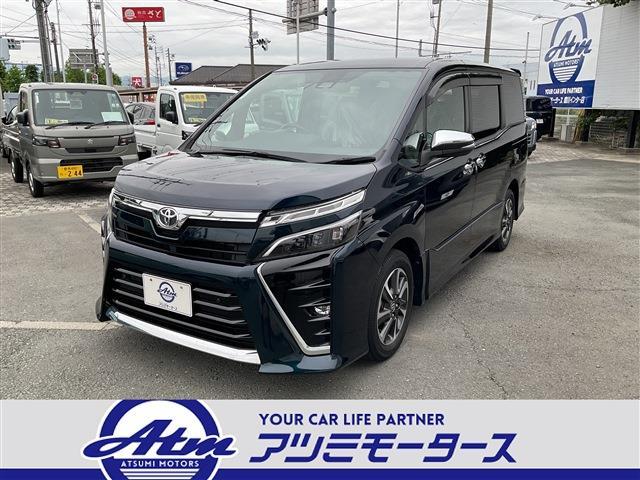 Toyota Voxy 1