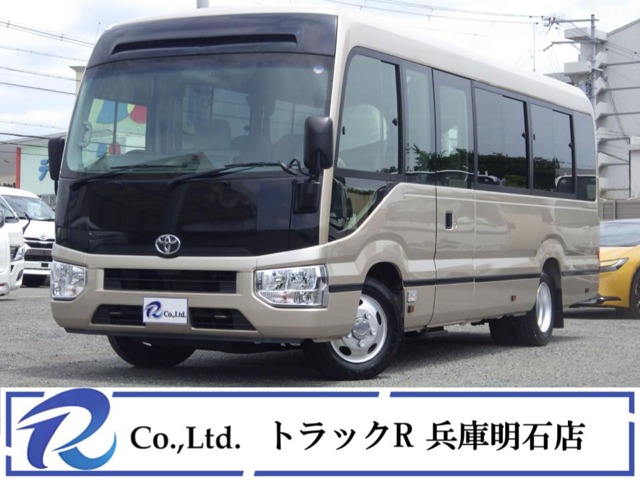 Toyota Coaster 1