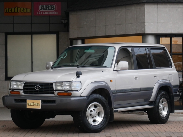 Toyota Land Cruiser 80 1