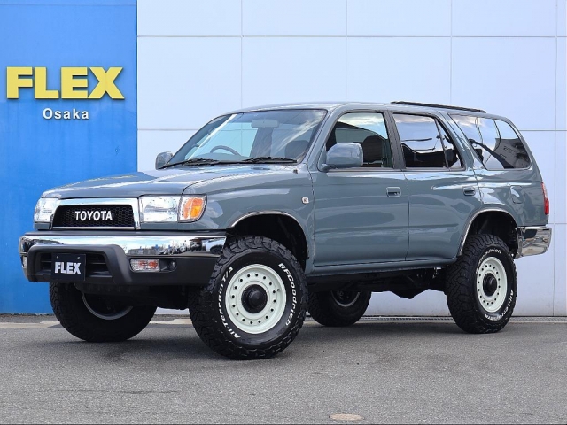 Toyota Hilux Surf 2