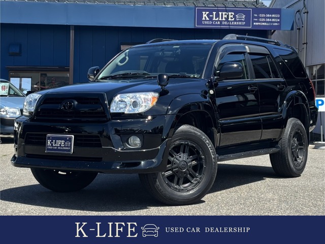 Toyota Hilux Surf 2