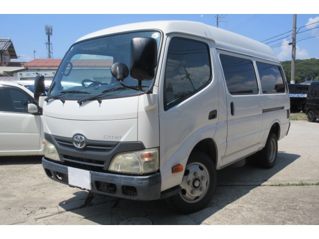 Toyota Dyna Route Van 1