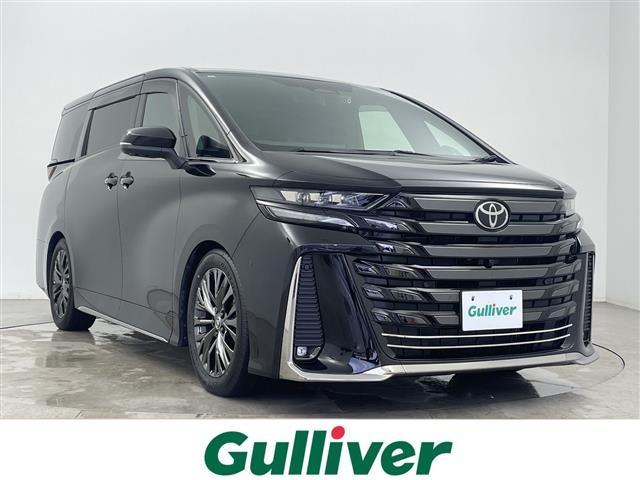 Toyota Vellfire 2