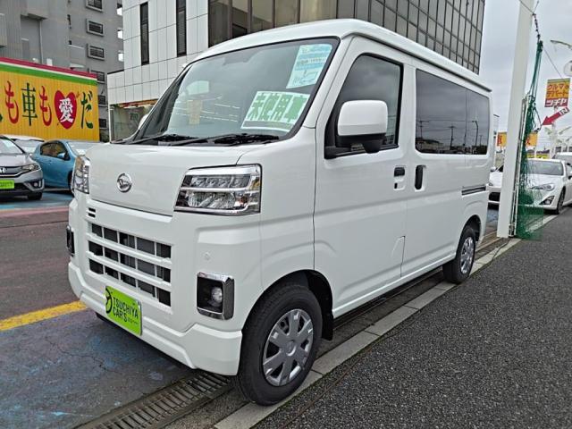 Daihatsu Hijet Cargo 1