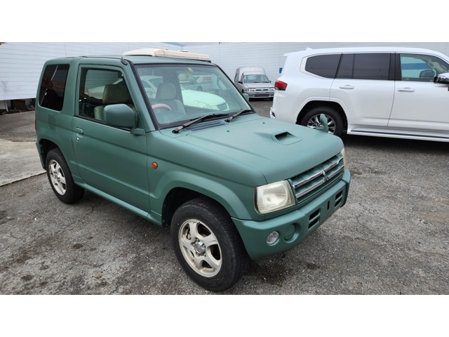 Mitsubishi Pajero Mini 1