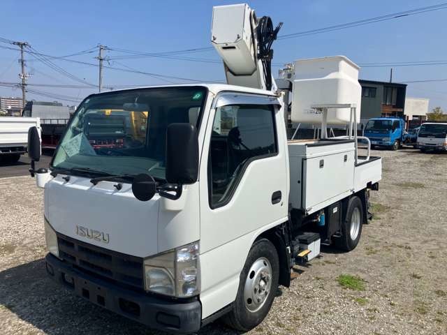 2008 Isuzu Elf