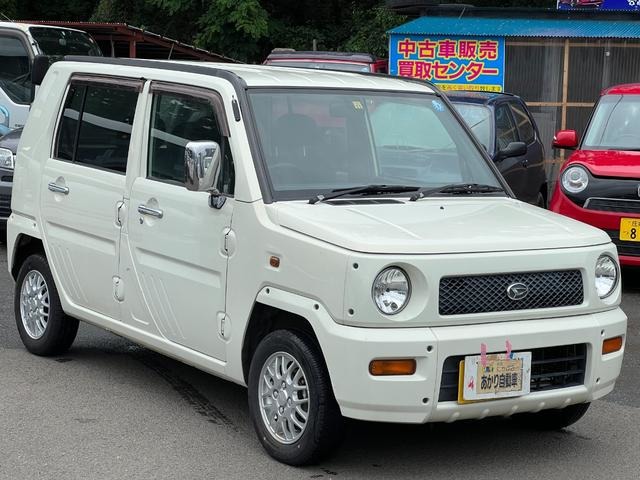 Daihatsu Naked 660 G 2WD with air conditioning, power steering, CD