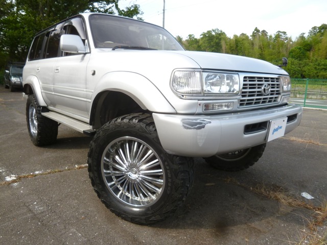 Toyota Land Cruiser 80 1
