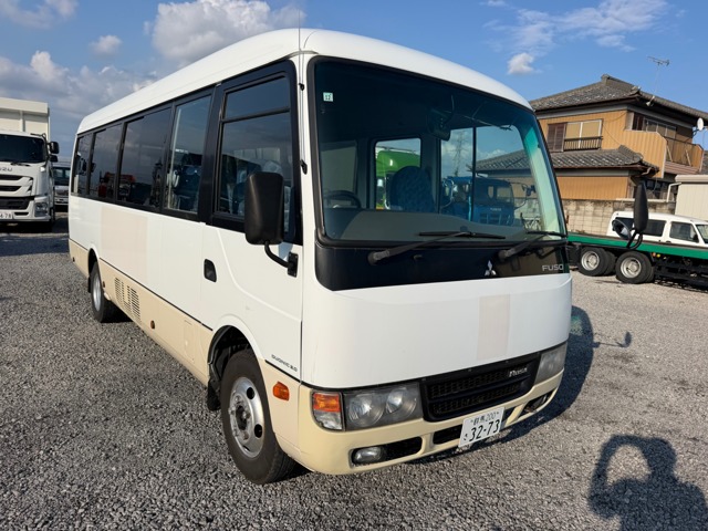 2015 Mitsubishi Fuso Rosa