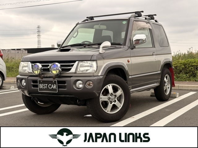 Mitsubishi Pajero Mini 1